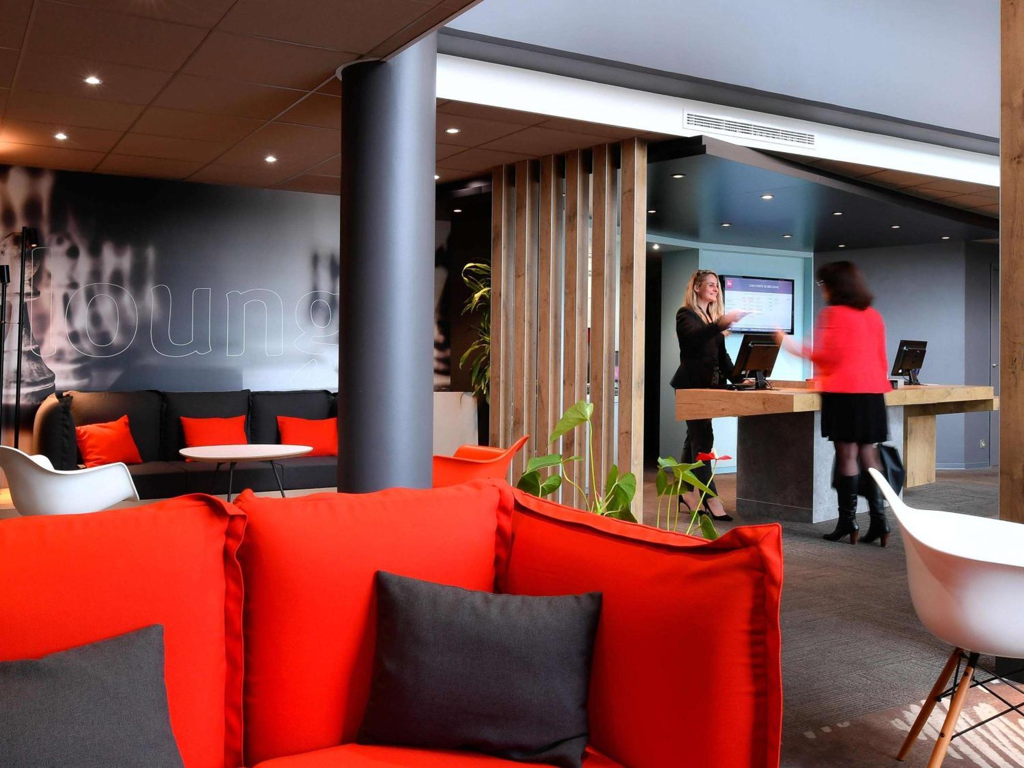 Ibis Caen Porte De Bretagne Bretteville-sur-Odon Екстериор снимка