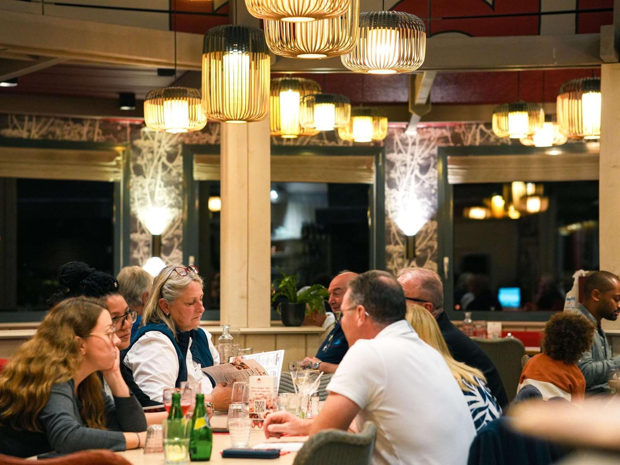 Ibis Caen Porte De Bretagne Bretteville-sur-Odon Екстериор снимка